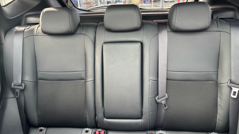 Nissan Qashqai 1.3 DiG-T 160 Tekna 5dr Petrol Hatchback